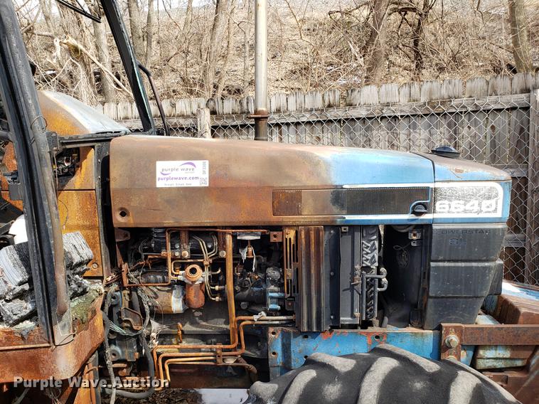 image for item DF3300 Ford 6640 tractor