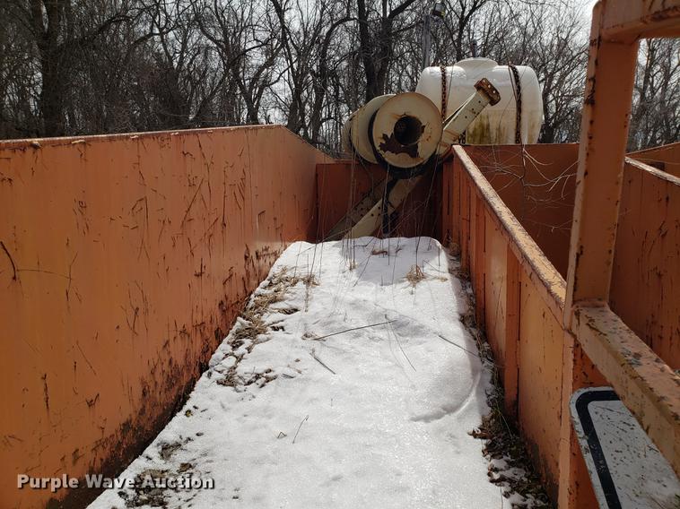 image for item DF3302 1979 GMC C70 flatbed truck