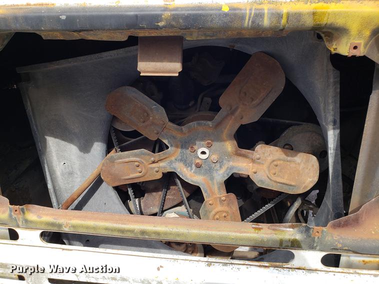 image for item DF3302 1979 GMC C70 flatbed truck