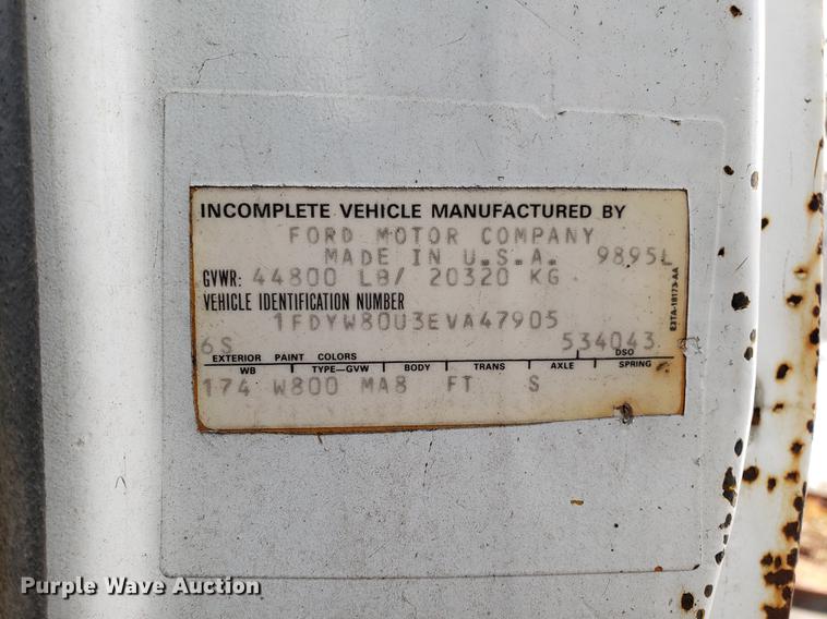 image for item DF3303 1984 Ford LNT8000 asphalt placer truck