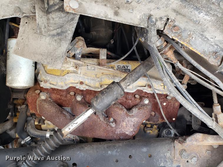 image for item DF3303 1984 Ford LNT8000 asphalt placer truck