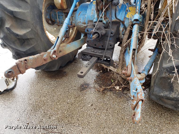 image for item DF3307 1988 Ford 6610 tractor