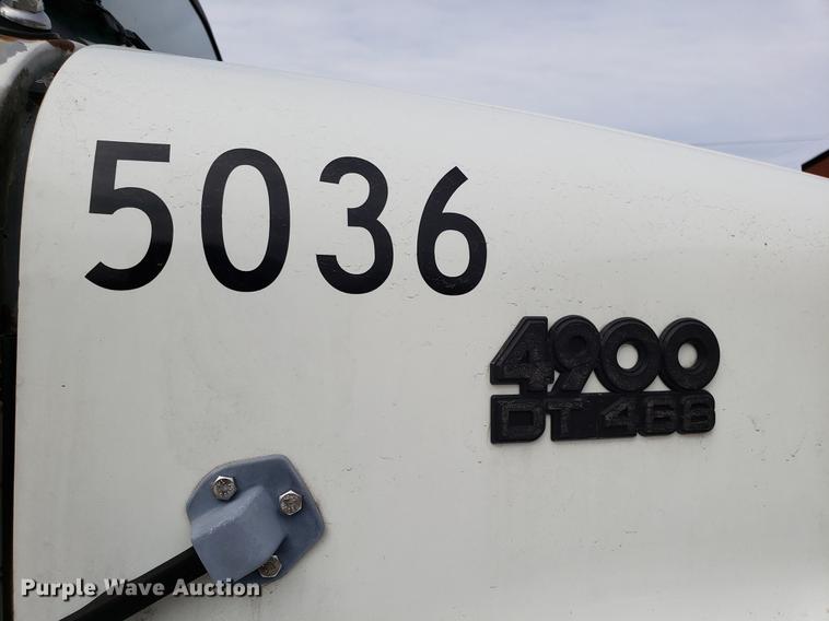 image for item DF3315 1997 International 4900 dump truck