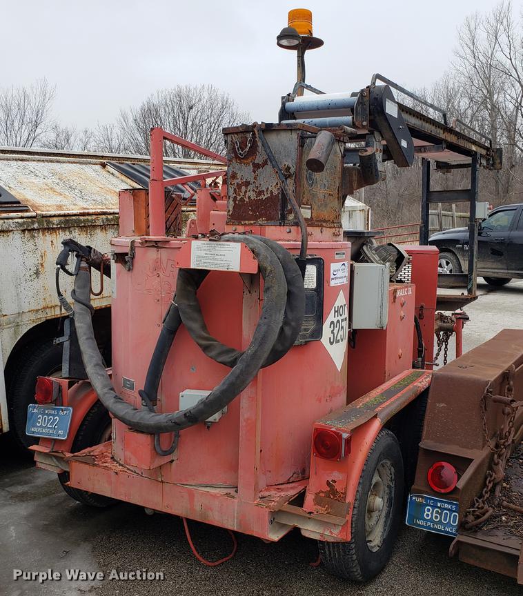 image for item DF3316 Crafco SS125DC crack sealer