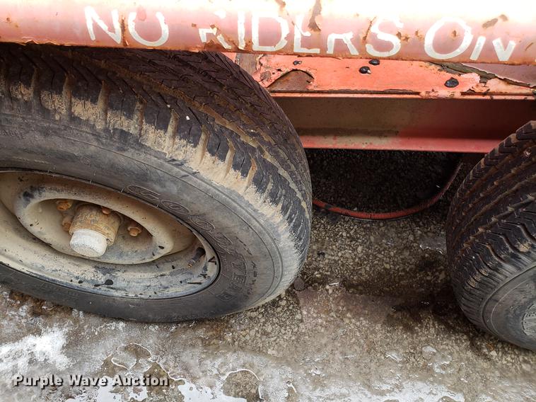 image for item DF3316 Crafco SS125DC crack sealer