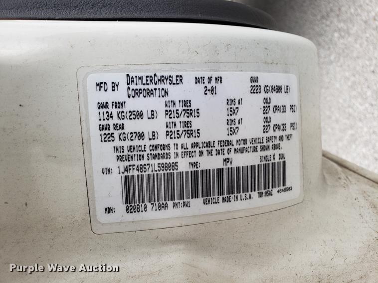 image for item DF3324 2001 Jeep Cherokee SUV