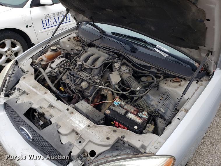 image for item DF3325 2005 Ford Taurus