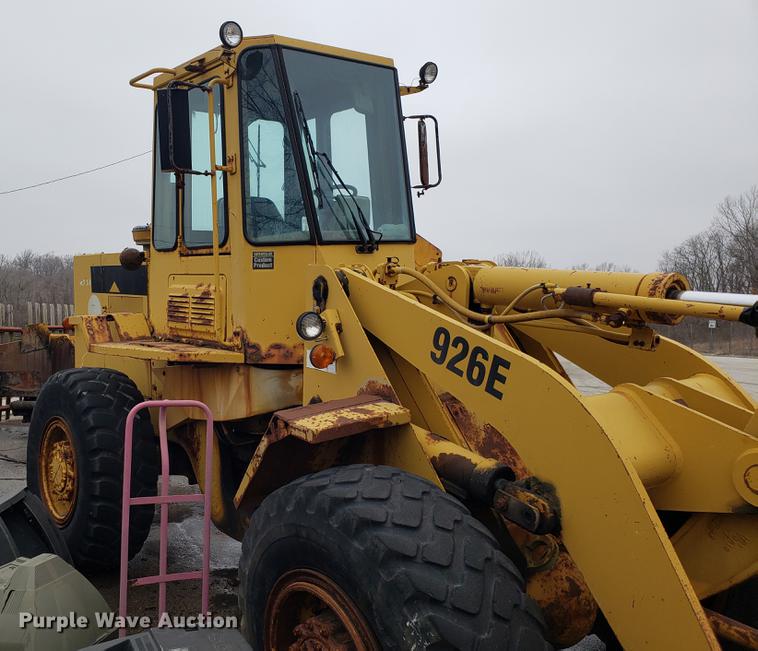 image for item DF3329 1991 Caterpillar 926E wheel loader