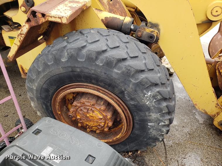 image for item DF3329 1991 Caterpillar 926E wheel loader