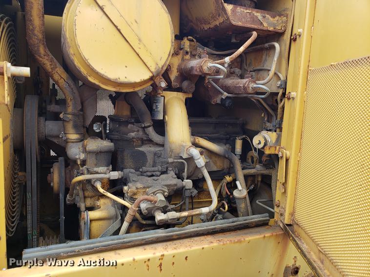 image for item DF3329 1991 Caterpillar 926E wheel loader