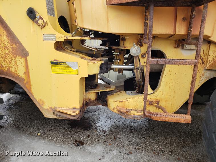 image for item DF3329 1991 Caterpillar 926E wheel loader
