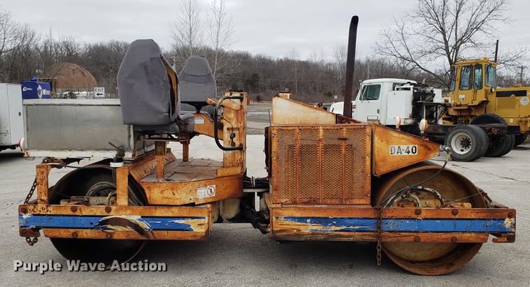 image for item DF3344 Ingersoll Rand AA-40 double drum vibratory roller