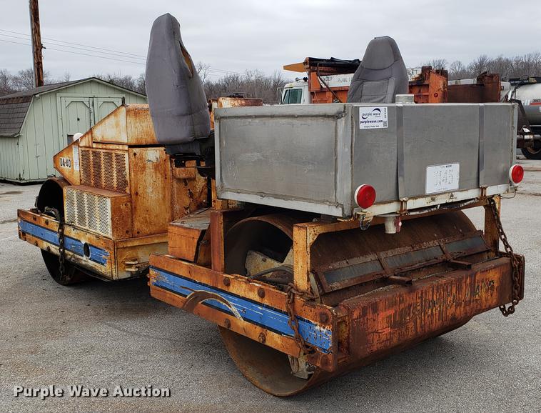 image for item DF3344 Ingersoll Rand AA-40 double drum vibratory roller