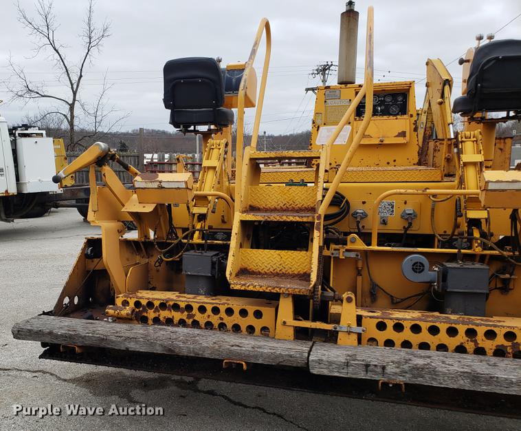 image for item DF3345 Blaw-Knox PF406-A paver