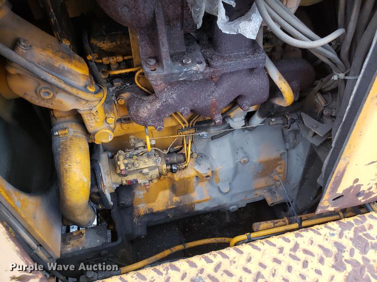 image for item DF3345 Blaw-Knox PF406-A paver