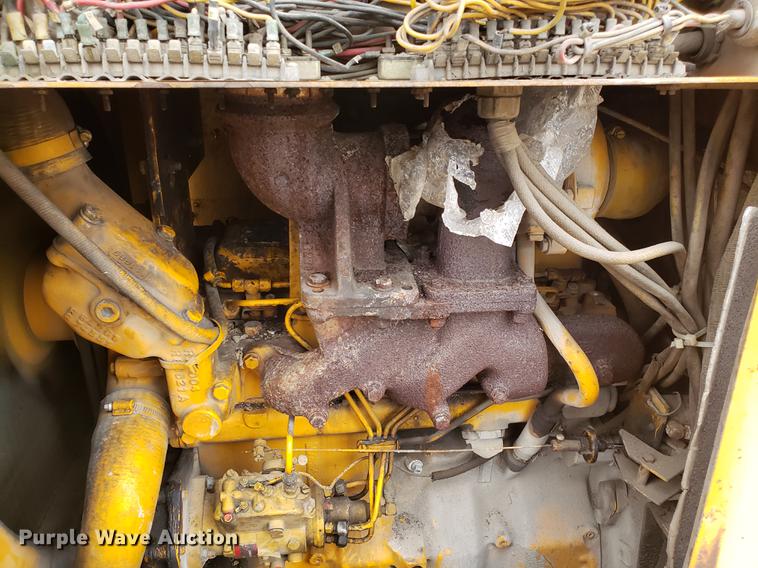 image for item DF3345 Blaw-Knox PF406-A paver