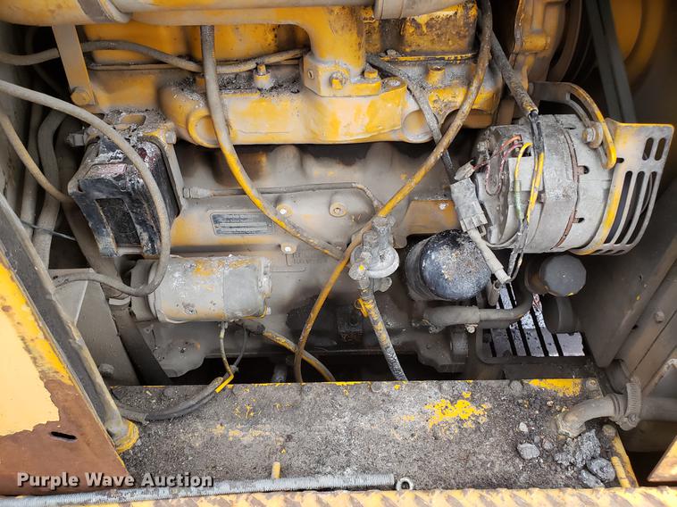 image for item DF3345 Blaw-Knox PF406-A paver