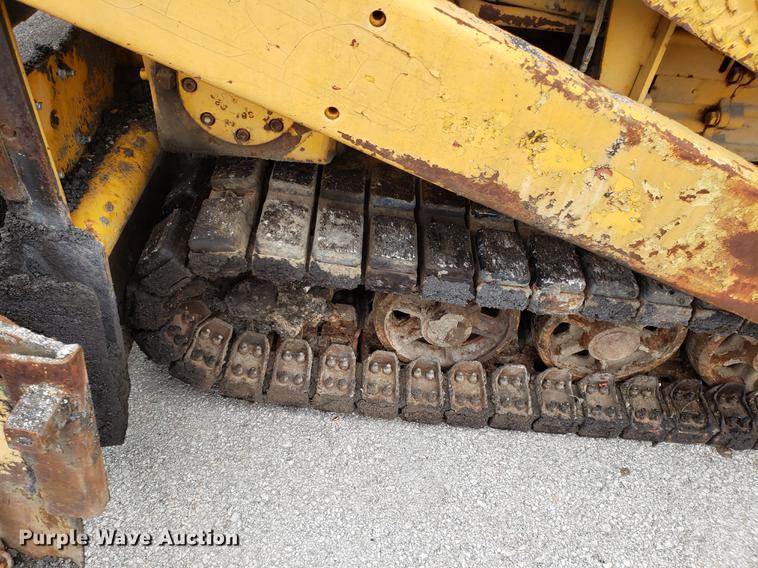 image for item DF3345 Blaw-Knox PF406-A paver