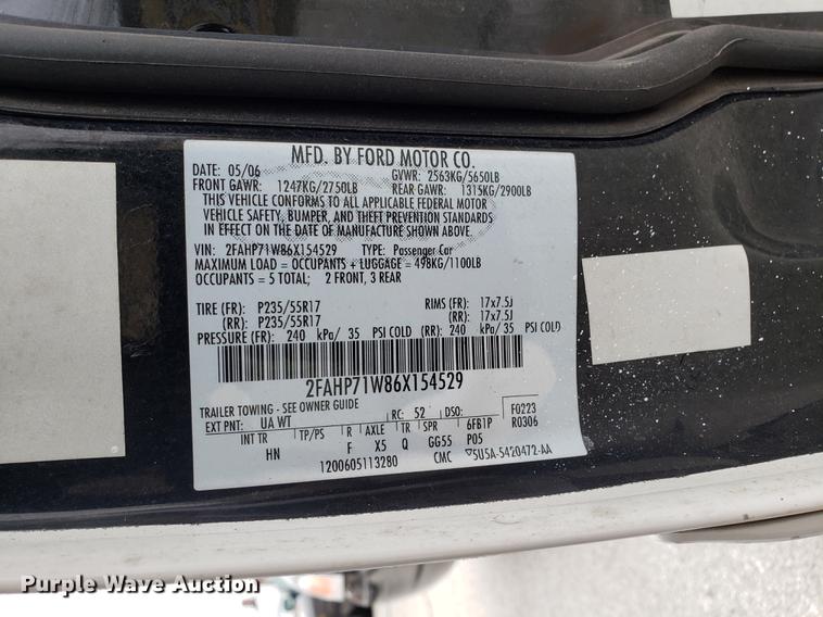 image for item DF3346 2006 Ford Crown Victoria Police Interceptor