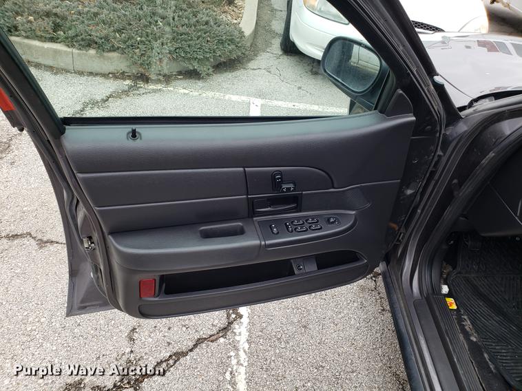 image for item DF3347 2007 Ford Crown Victoria Police Interceptor