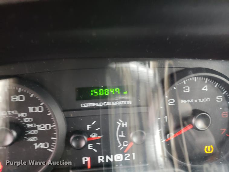 image for item DF3347 2007 Ford Crown Victoria Police Interceptor