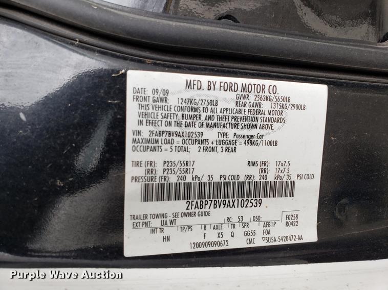 image for item DF3351 2010 Ford Crown Victoria Police Interceptor