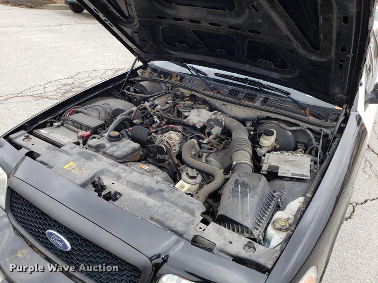 image for item DF3351 2010 Ford Crown Victoria Police Interceptor