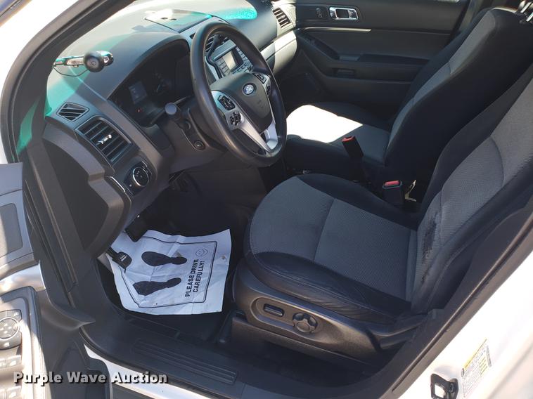 image for item DF3361 2015 Ford Explorer Police SUV