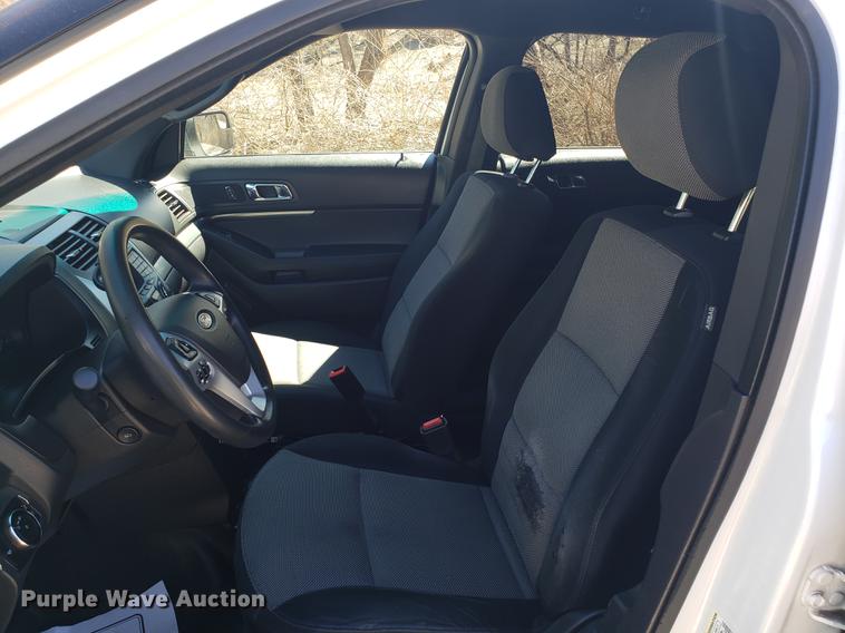 image for item DF3361 2015 Ford Explorer Police SUV