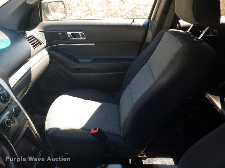 image for item DF3361 2015 Ford Explorer Police SUV