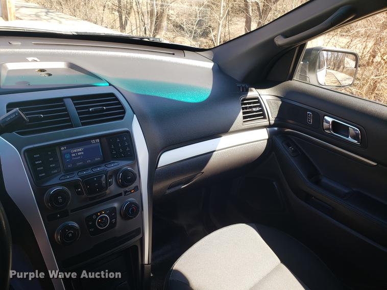 image for item DF3361 2015 Ford Explorer Police SUV