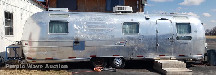 image for item DF3362 1973 Air Stream Land Yacht mobile kitchen