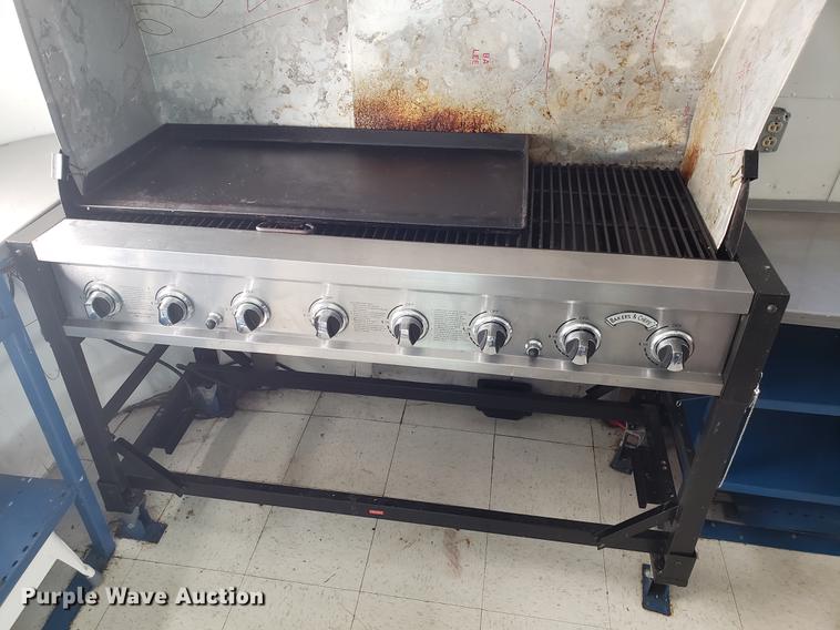 image for item DF3362 1973 Air Stream Land Yacht mobile kitchen