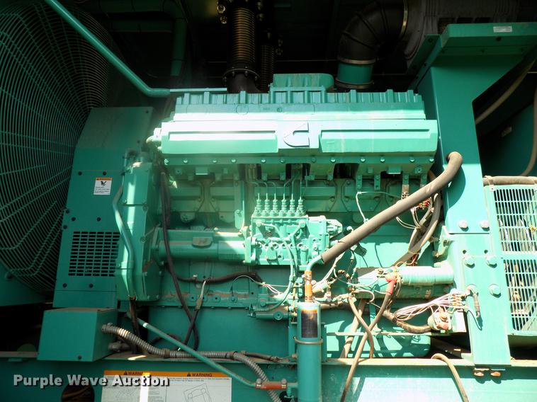 image for item DF4388 2005 Cummins DFHA-5709268 generator