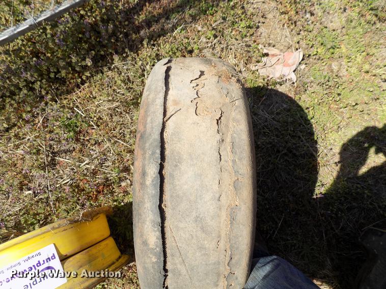 image for item DF4391 (2) 27.75x8.75-14.5 airplane tires and wheels