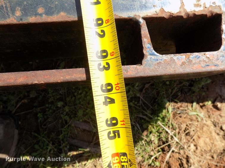 image for item DF4393 9'L x 94"W flatbed