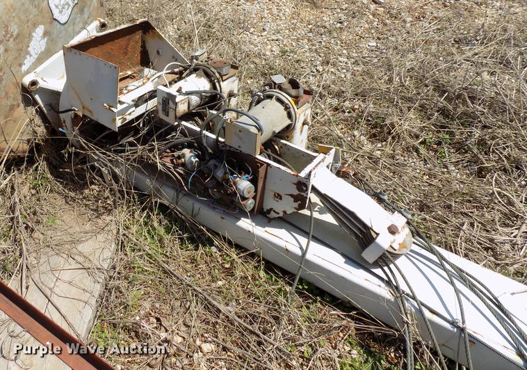 image for item DF4399 Auto Crane crane