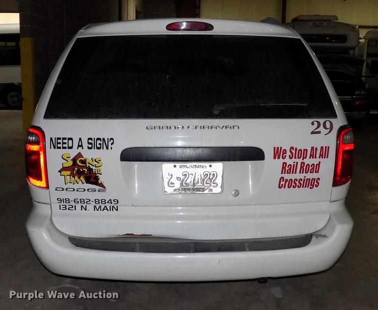 image for item DF4420 2005 Dodge Grand Caravan van