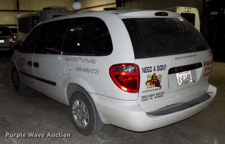 image for item DF4420 2005 Dodge Grand Caravan van