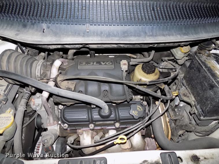 image for item DF4420 2005 Dodge Grand Caravan van