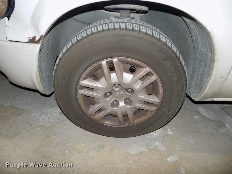 image for item DF4420 2005 Dodge Grand Caravan van