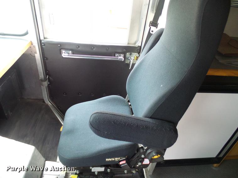 image for item DF7137 2003 Freightliner MT55 DWI/DUI enforcement/command center truck