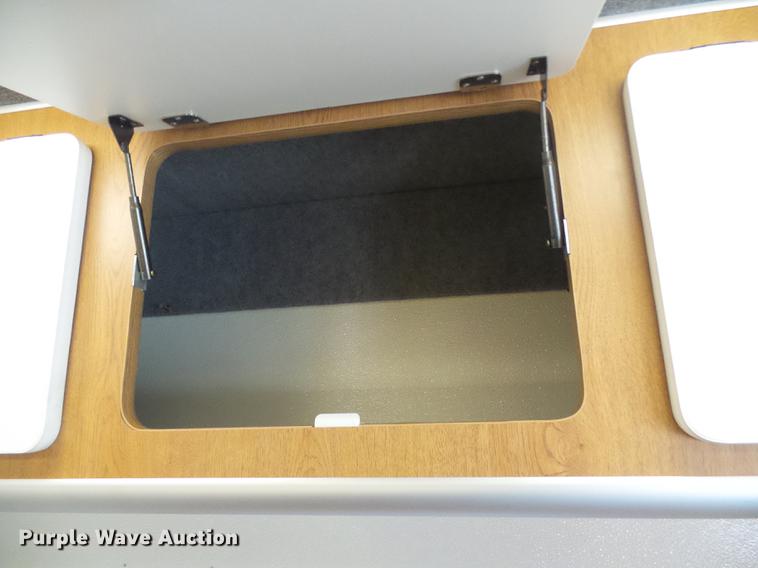 image for item DF7137 2003 Freightliner MT55 DWI/DUI enforcement/command center truck