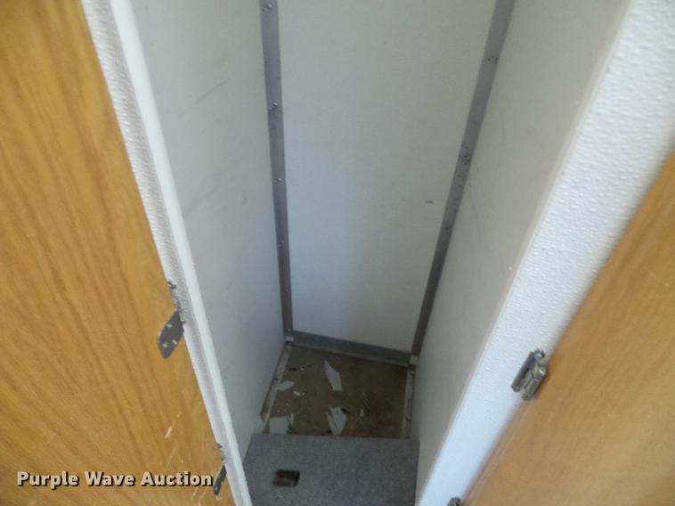 image for item DF7137 2003 Freightliner MT55 DWI/DUI enforcement/command center truck