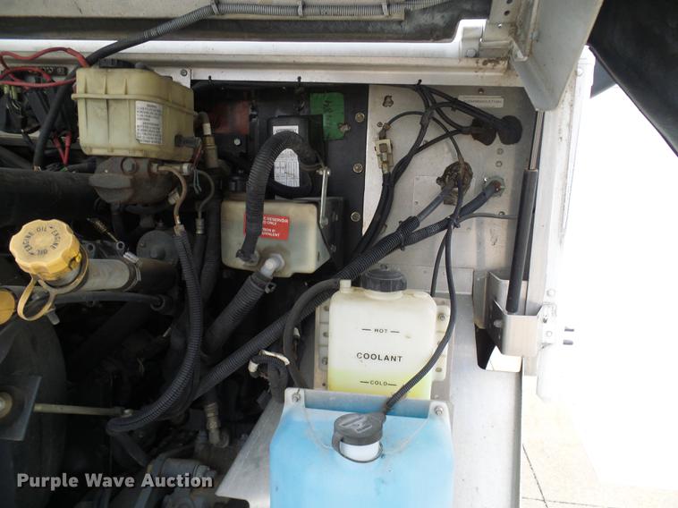 image for item DF7137 2003 Freightliner MT55 DWI/DUI enforcement/command center truck