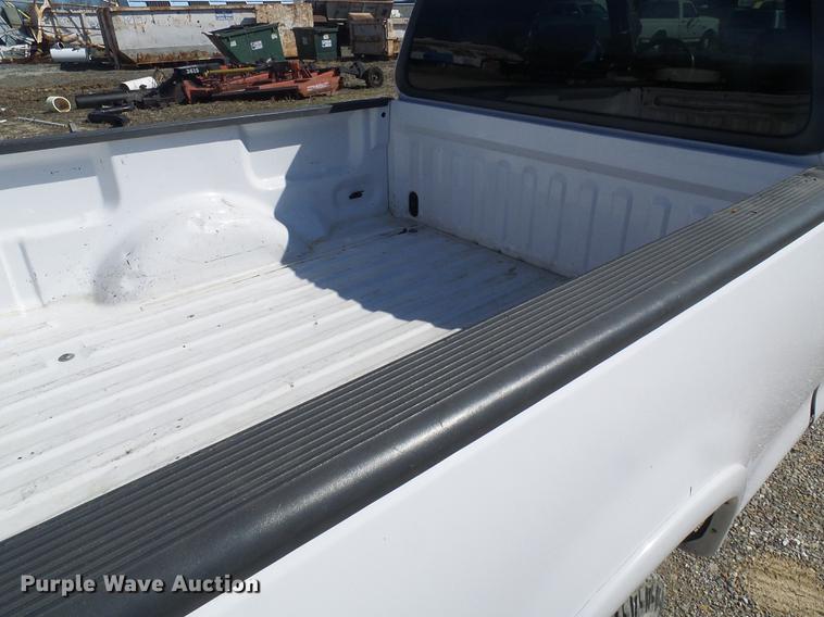 image for item DF7155 2001 Ford F150 SuperCab pickup truck