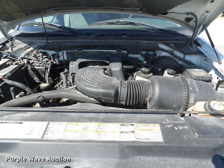 image for item DF7155 2001 Ford F150 SuperCab pickup truck