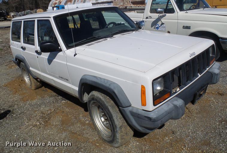 image for item DF7156 1999 Jeep Cherokee SUV