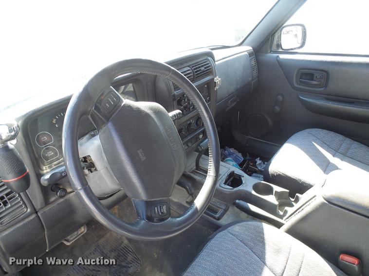 image for item DF7156 1999 Jeep Cherokee SUV