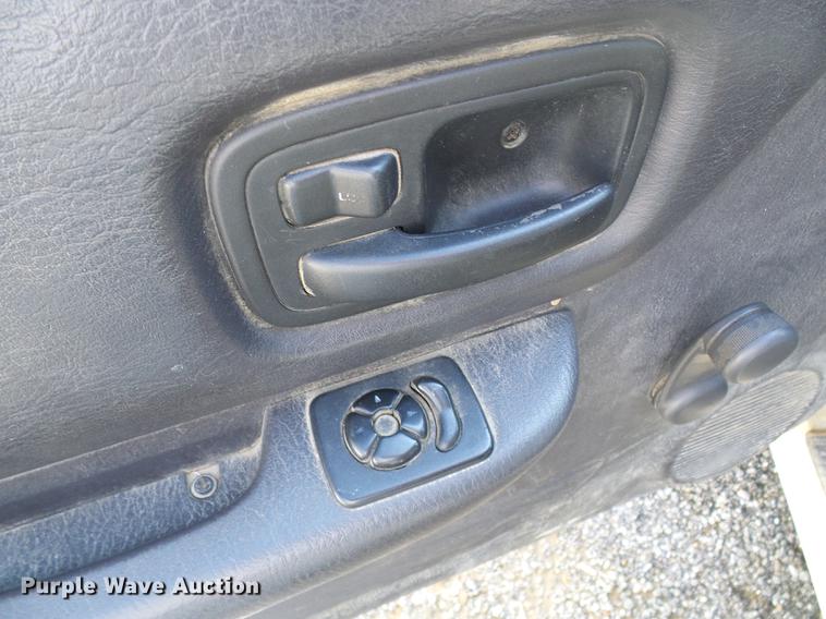 image for item DF7156 1999 Jeep Cherokee SUV